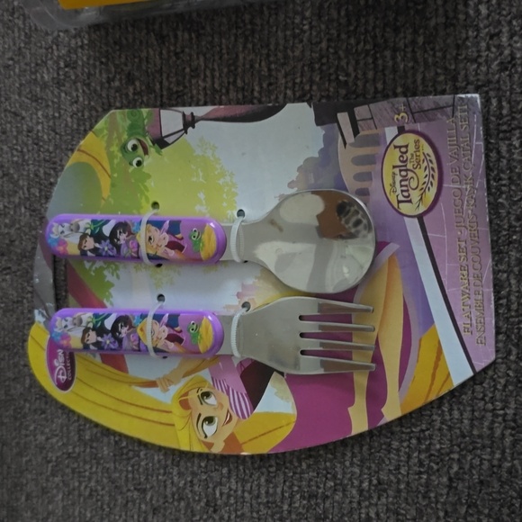 DISNEY UTENSIL BUNDLE OF 2 SETS - Picture 3 of 9
